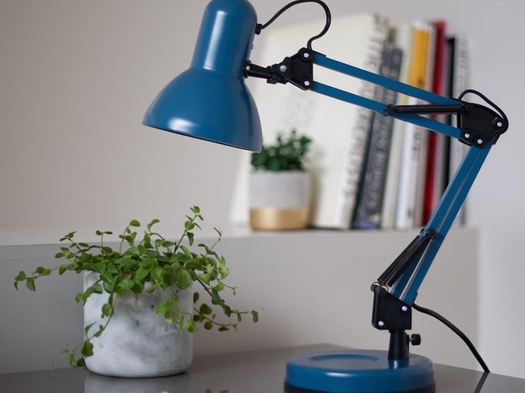 Mossa Desk Lamp metal matt dark blue